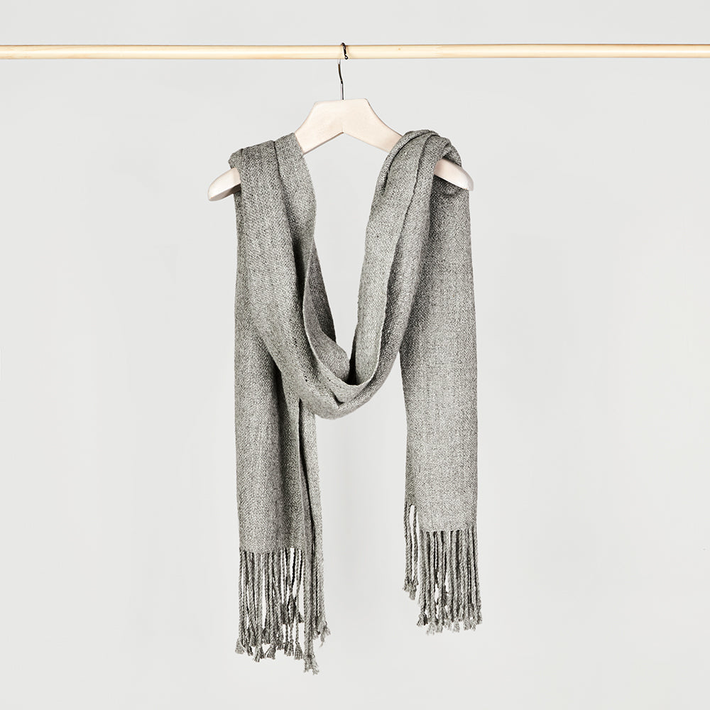 Handwoven Alpaca Scarf – Natural Silver Gray